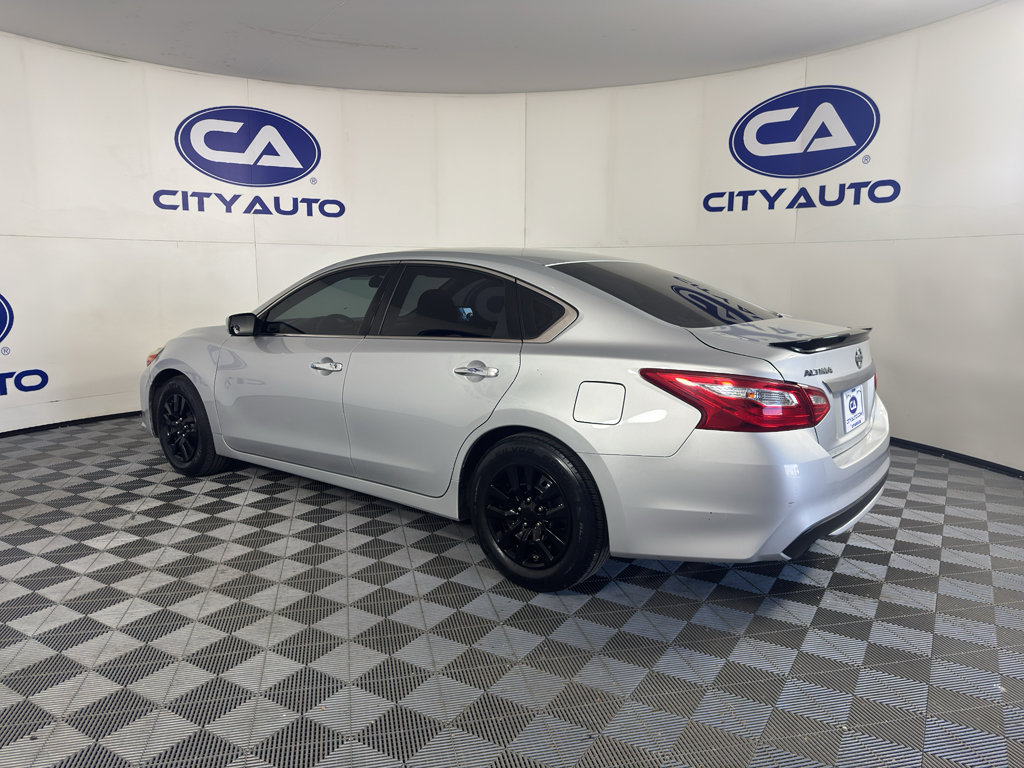 Used 2017 Nissan Altima 2.5 S w/ Power Driver Seat Package image 5