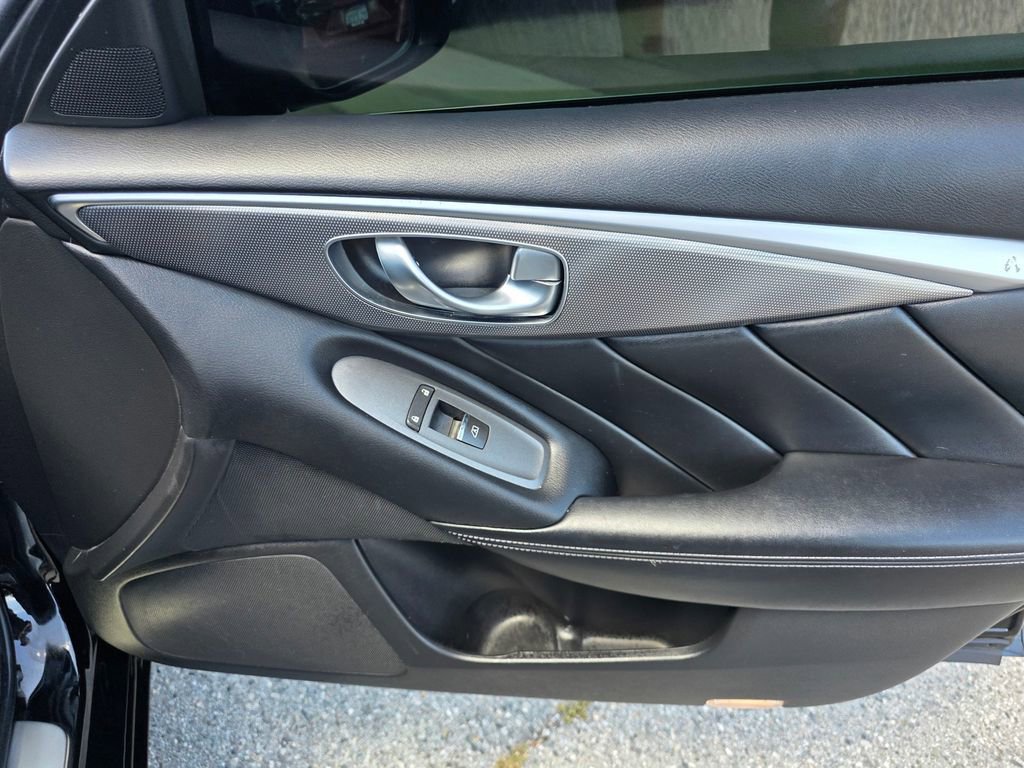Used 2015 INFINITI Q50 Premium w/ Navigation Package image 24