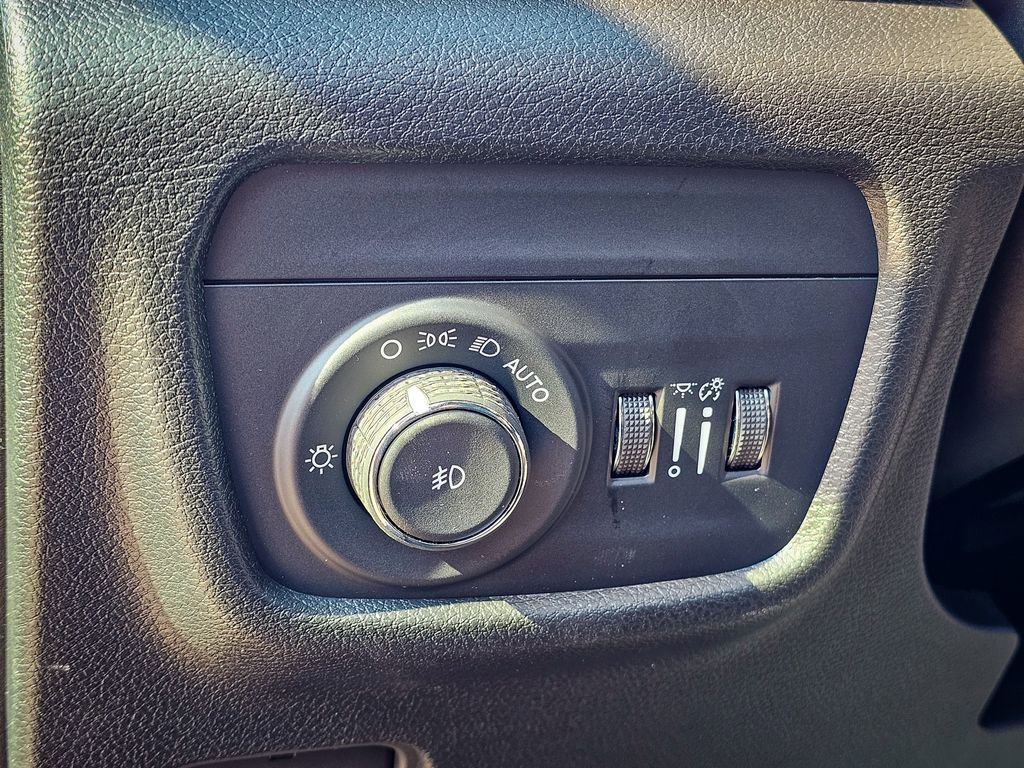 New 2026 Jeep Grand Cherokee Limited image 15