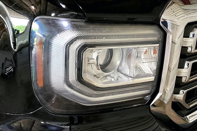 Used 2016 GMC Sierra 1500 SLE w/ SLE Value Package AWD/4WD image 4