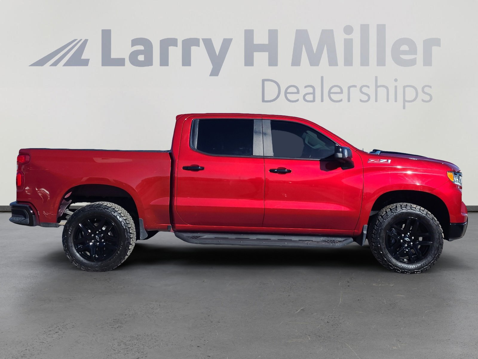 Used 2022 Chevrolet Silverado 1500 LT Trail Boss w/ Convenience Package II image 6