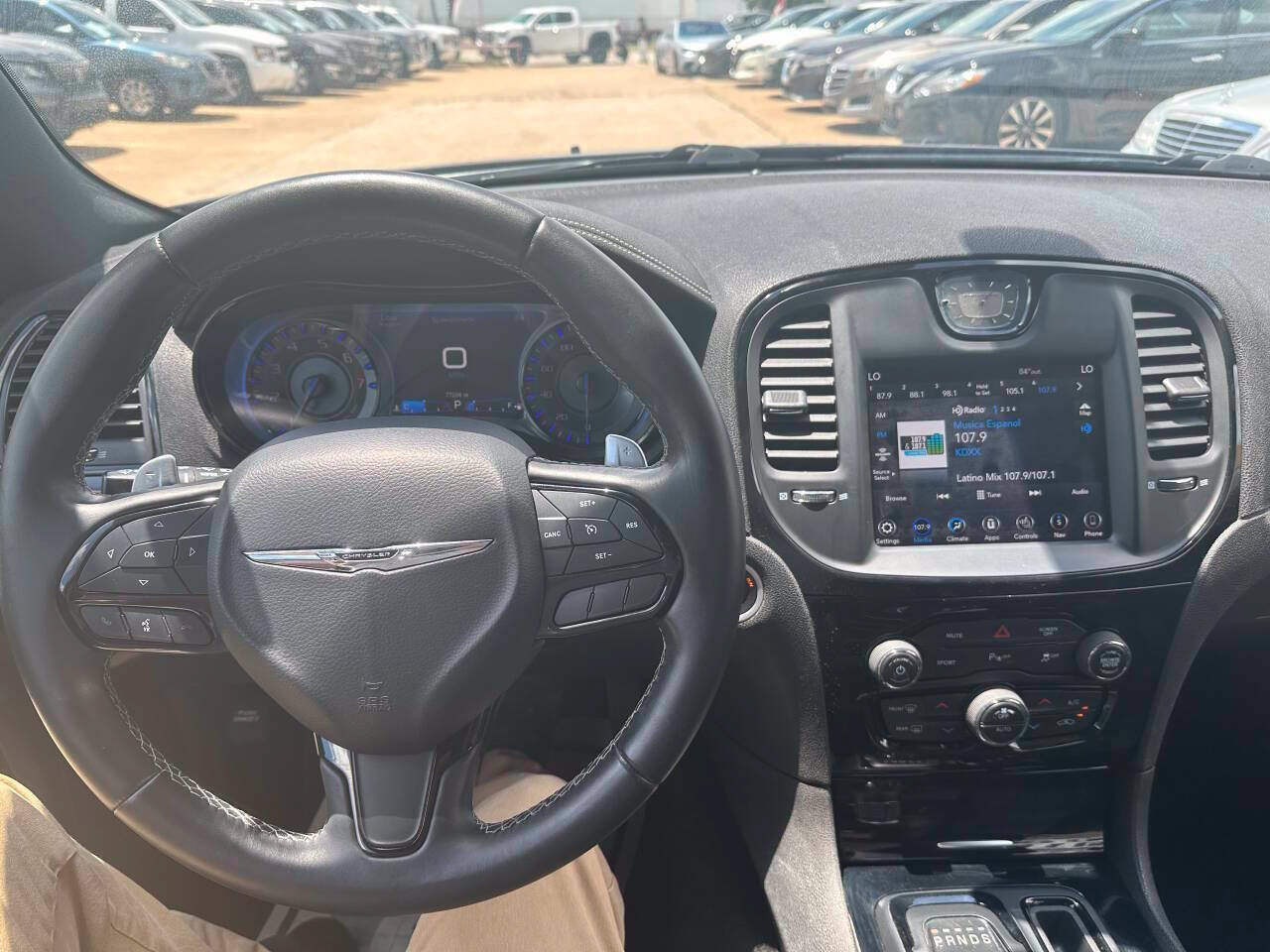 Used 2018 Chrysler 300 S w/ 300S Premium Group RWD image 19