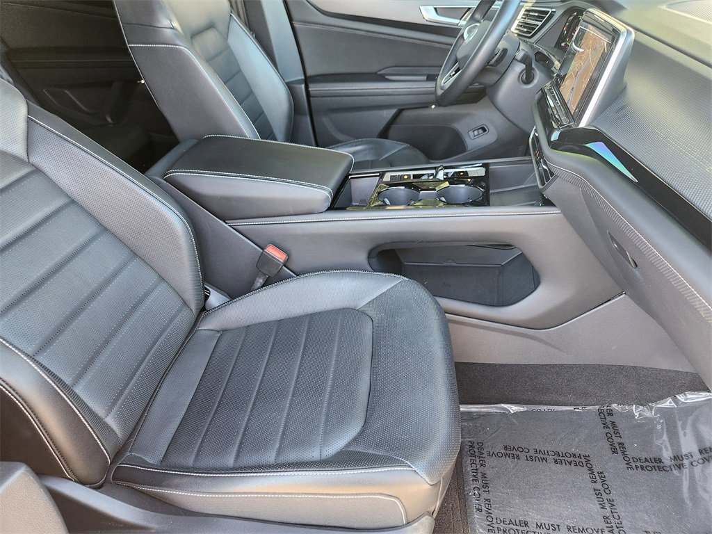 Used 2024 Volkswagen Atlas Cross Sport SEL R-Line image 19