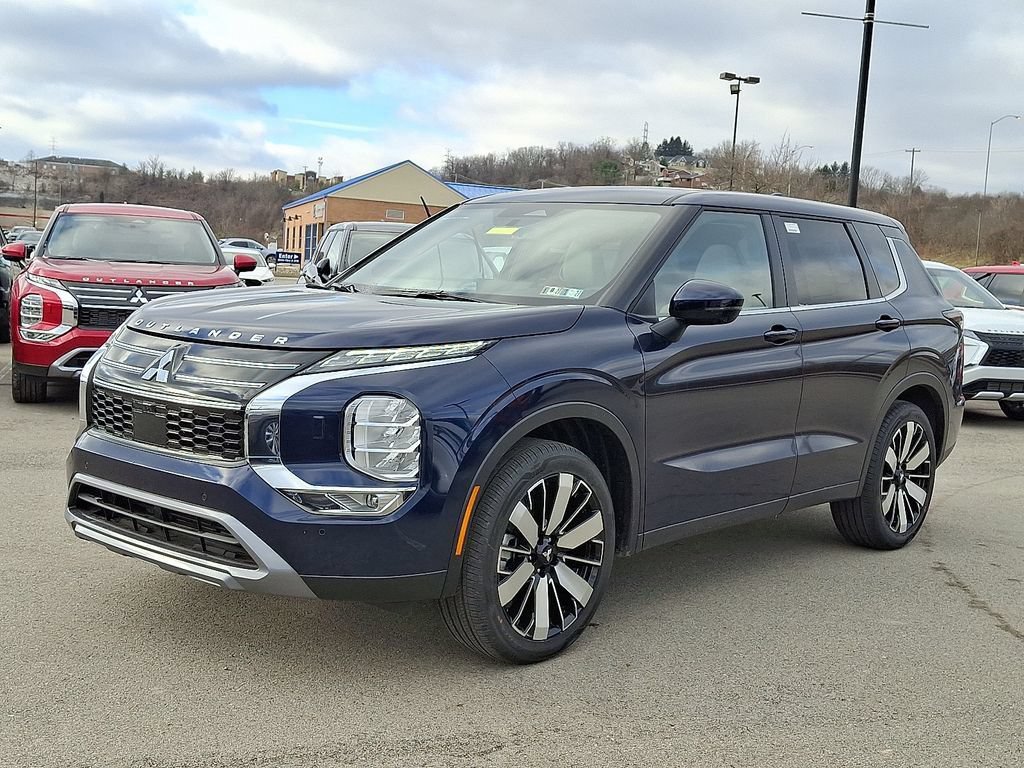 New 2026 Mitsubishi Outlander SE AWD/4WD image 2