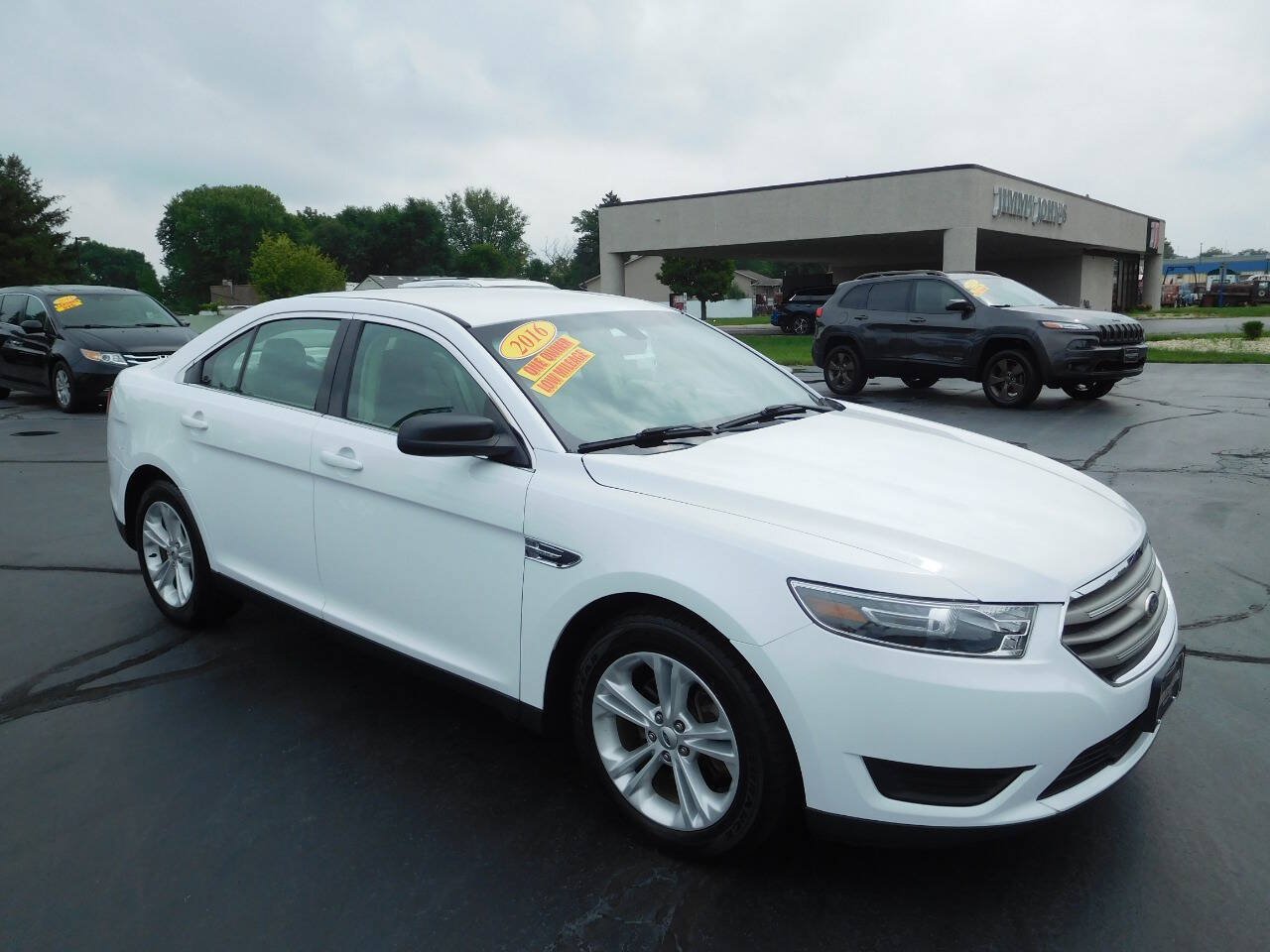 Used 2016 Ford Taurus SE