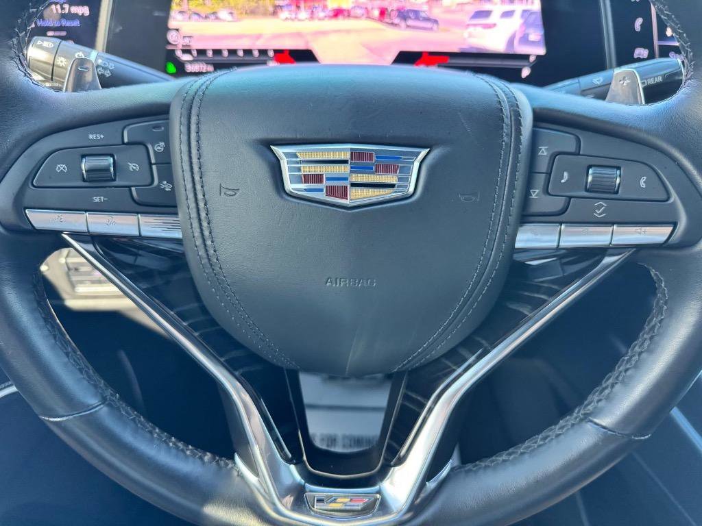 Used 2023 Cadillac Escalade ESV V image 16