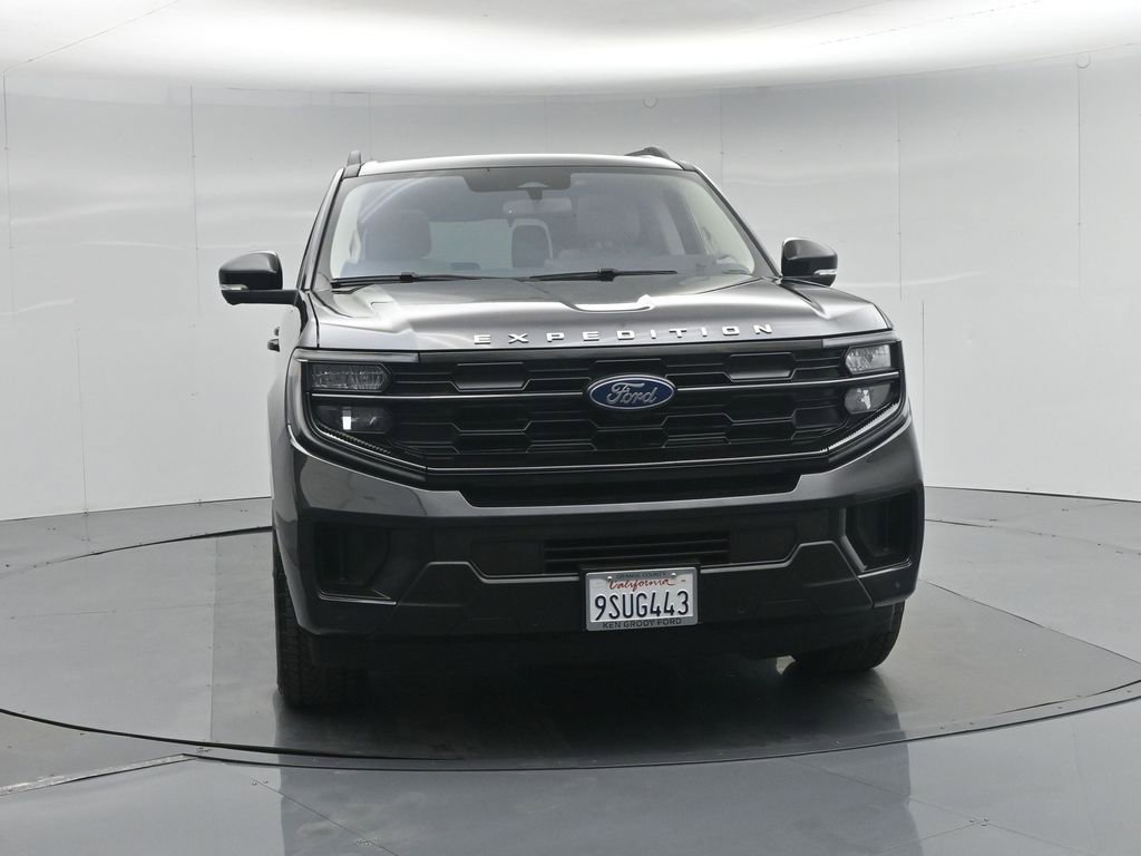 Certified 2025 Ford Expedition Active image 30