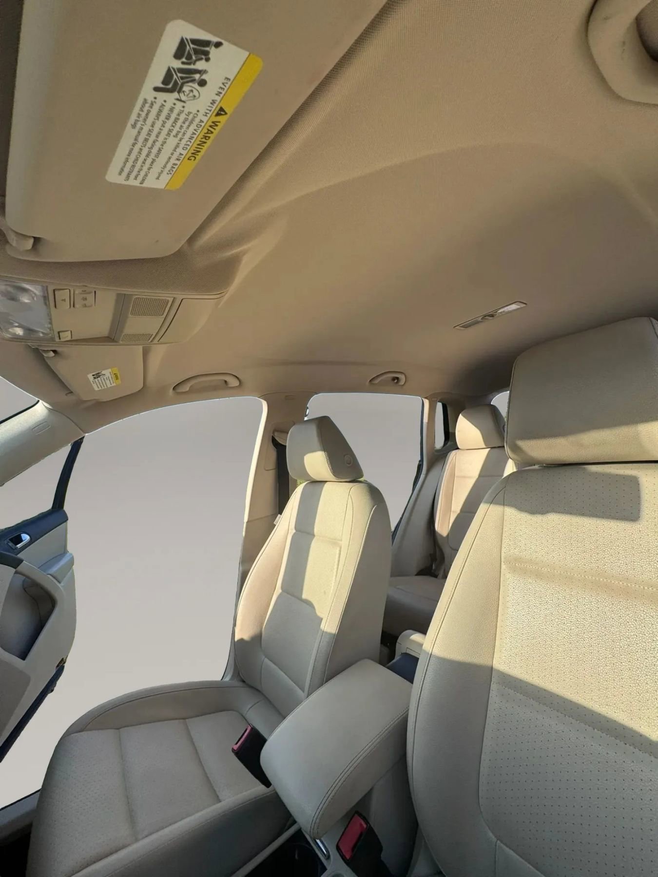 Used 2016 Volkswagen Tiguan S image 18