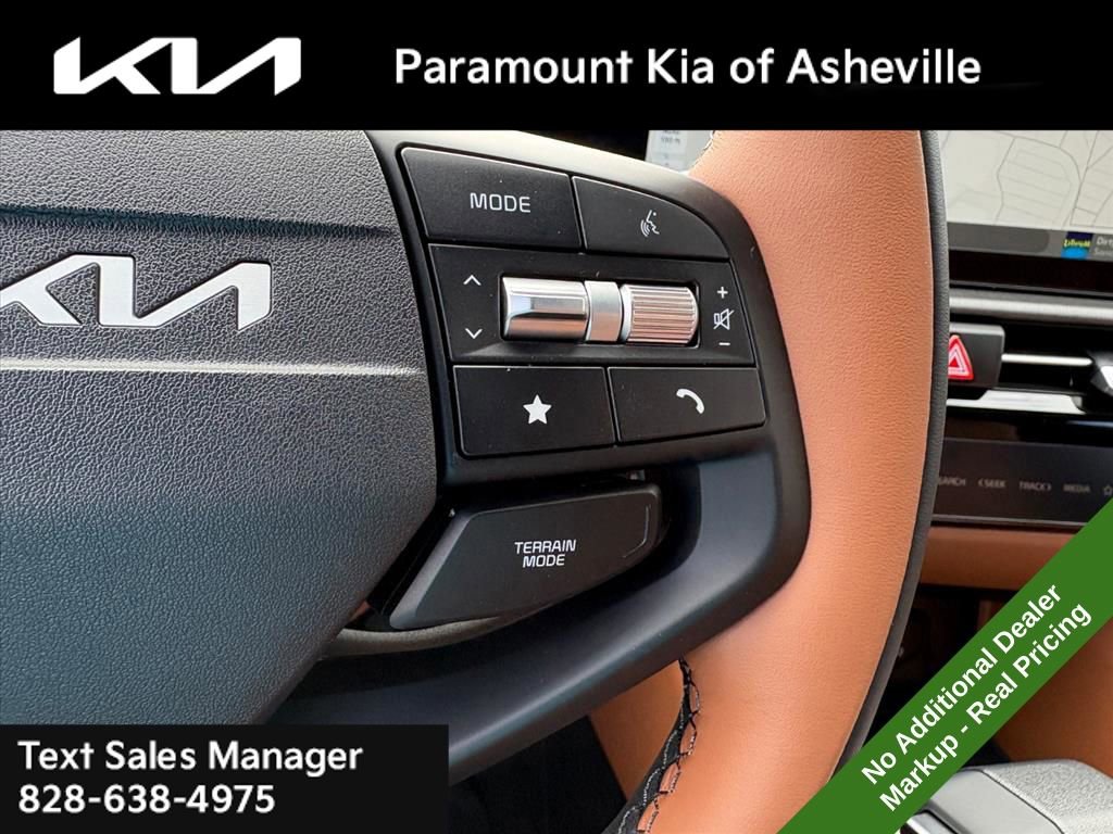 New 2026 Kia Sportage X-Line w/ X-Line Technology Package image 14