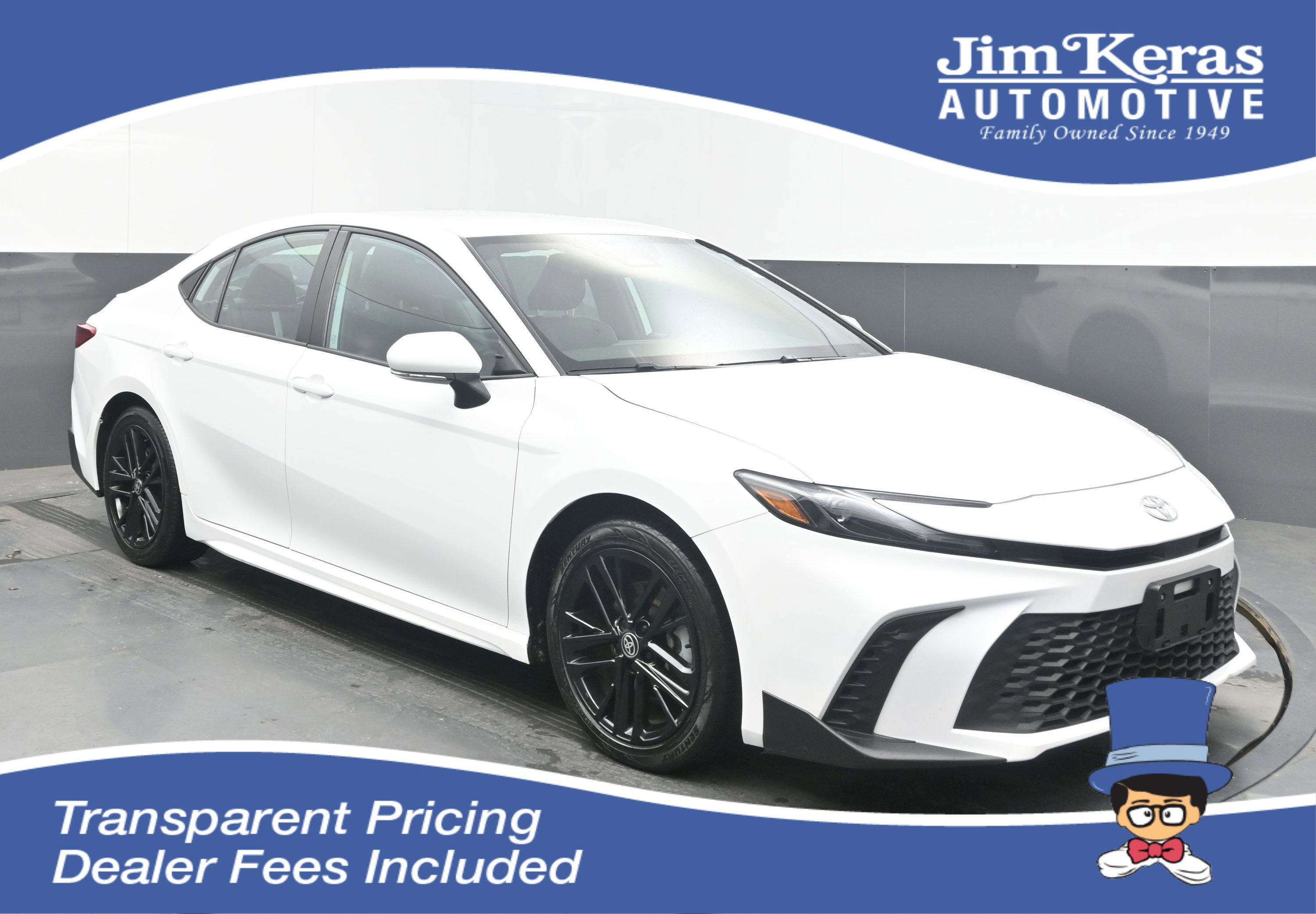 Used 2025 Toyota Camry SE FWD image 1
