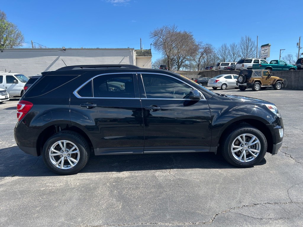 Used 2017 Chevrolet Equinox LT w/ Convenience Package FWD image 5