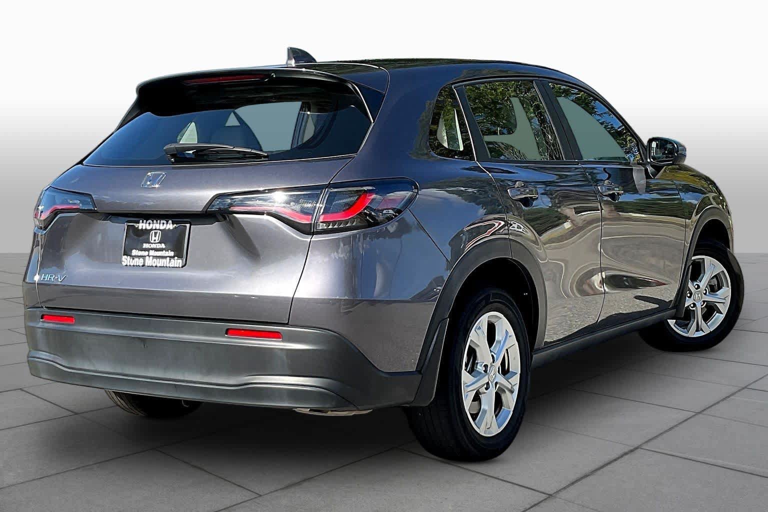 Used 2023 Honda HR-V LX image 13