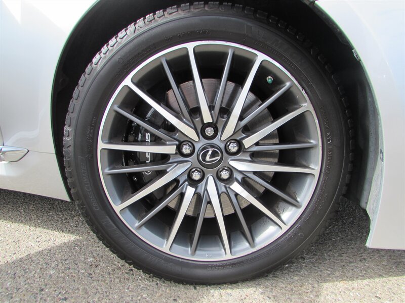 Used 2013 Lexus LS 460 AWD w/ F-Sport Pkg image 33