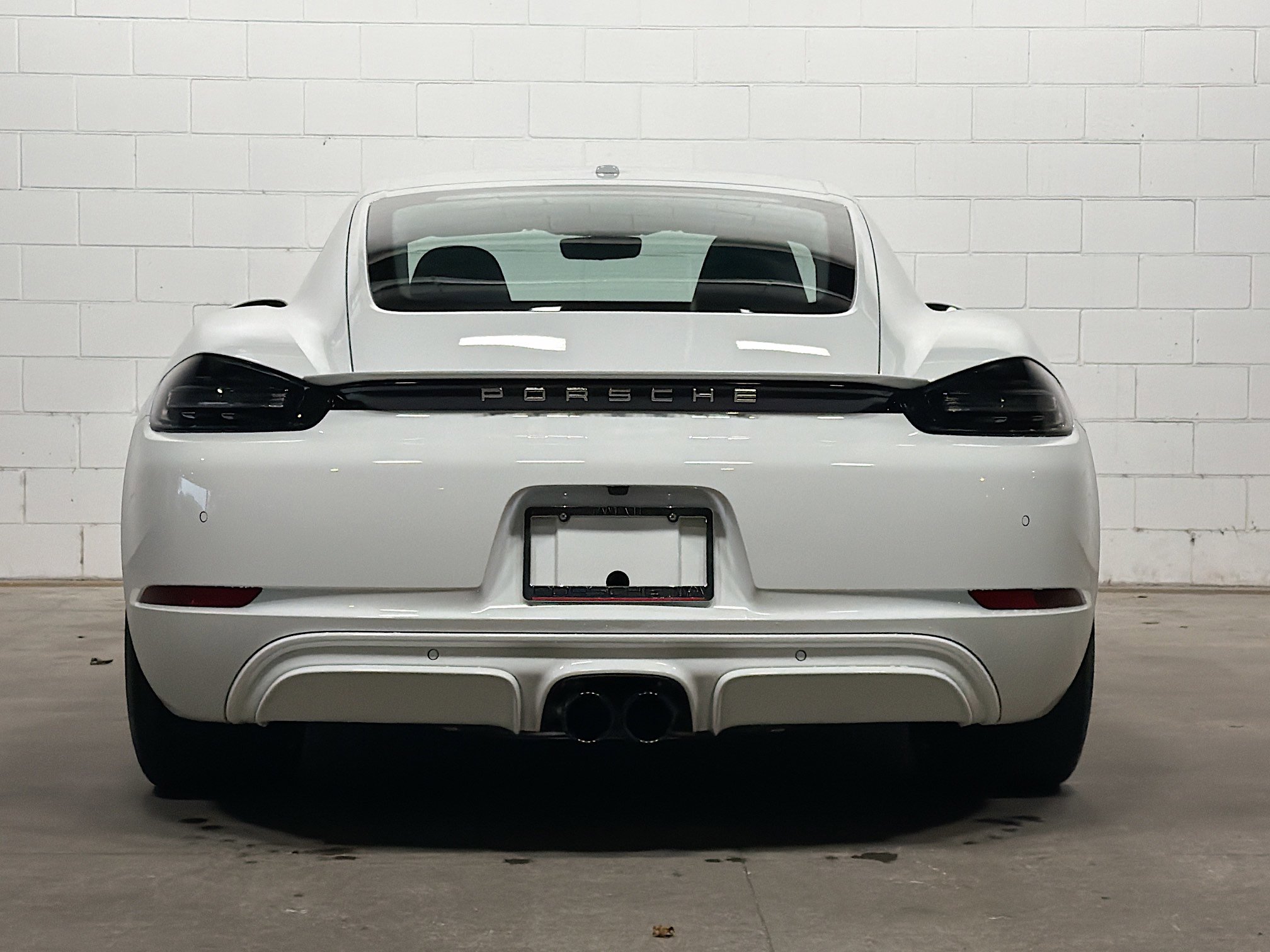 Used 2024 Porsche 718 Cayman image 8