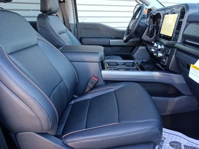 Used 2026 Ford F250 Lariat w/ Black Appearance Package AWD/4WD image 32