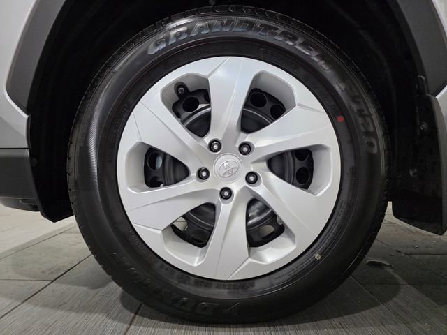 Used 2025 Toyota RAV4 LE AWD/4WD image 22