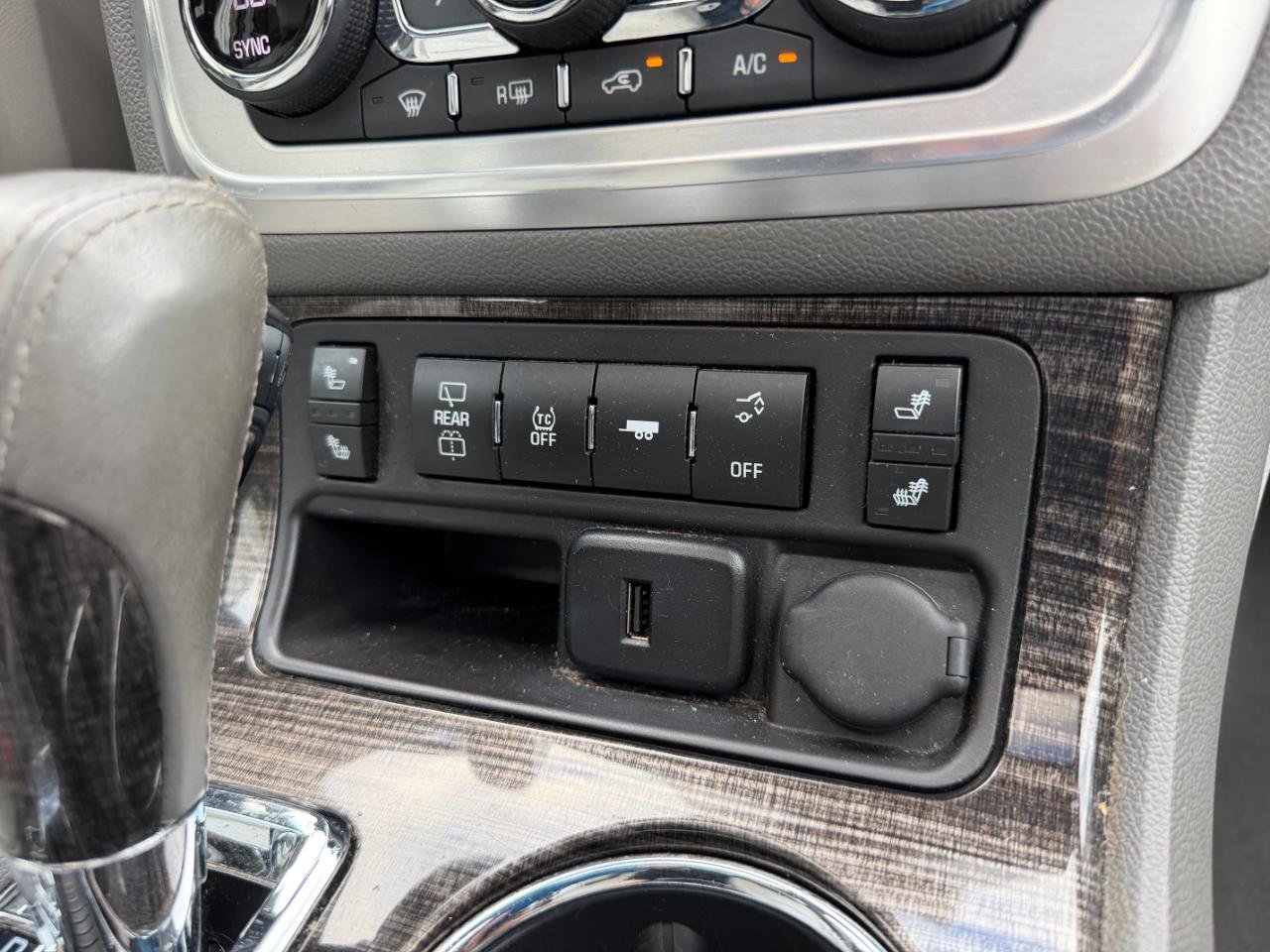 Used 2017 GMC Acadia Limited SLT image 49