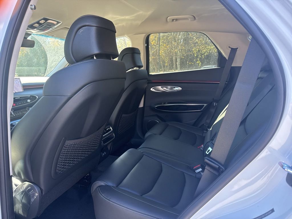 New 2026 Genesis GV70 2.5T image 23