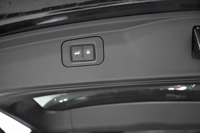 New 2026 Nissan Armada SL w/ Captain's Chari Seat Package image 39