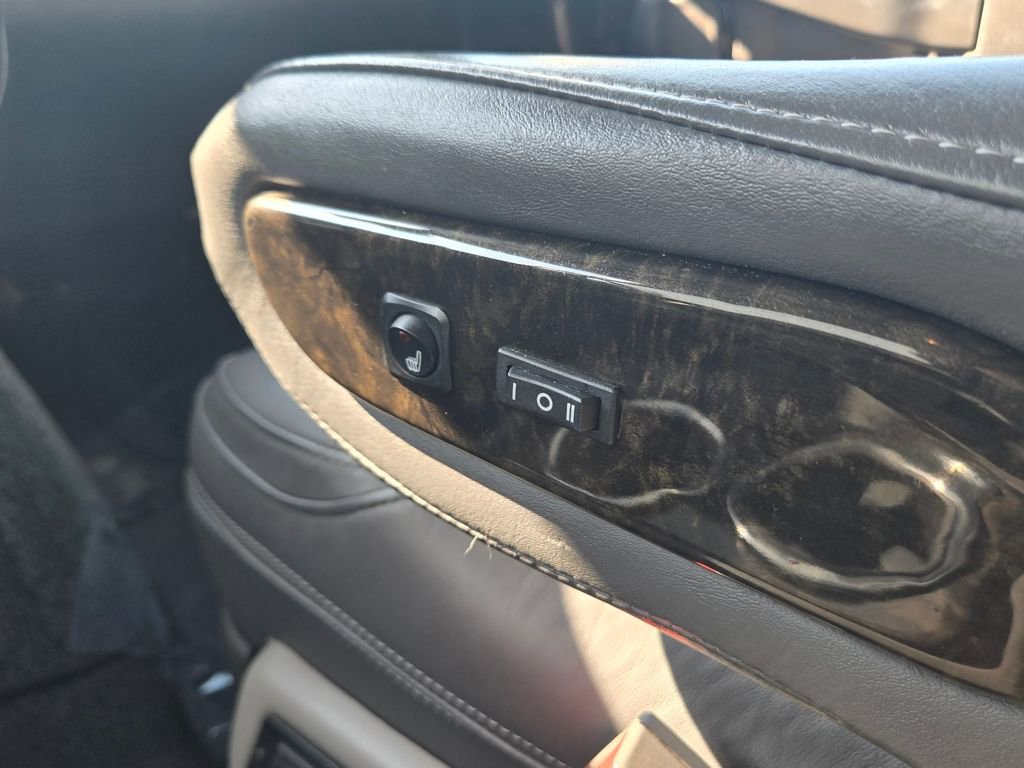 Used 2022 Chevrolet Express 2500 Extended w/ Enhanced Convenience Package image 17