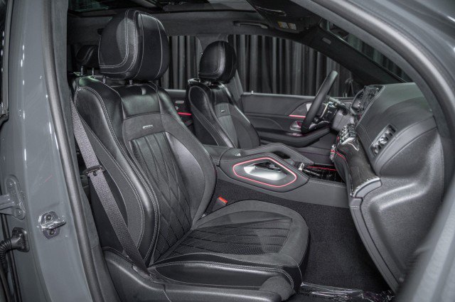 New 2026 Mercedes-Benz GLS 63 AMG 4MATIC image 13