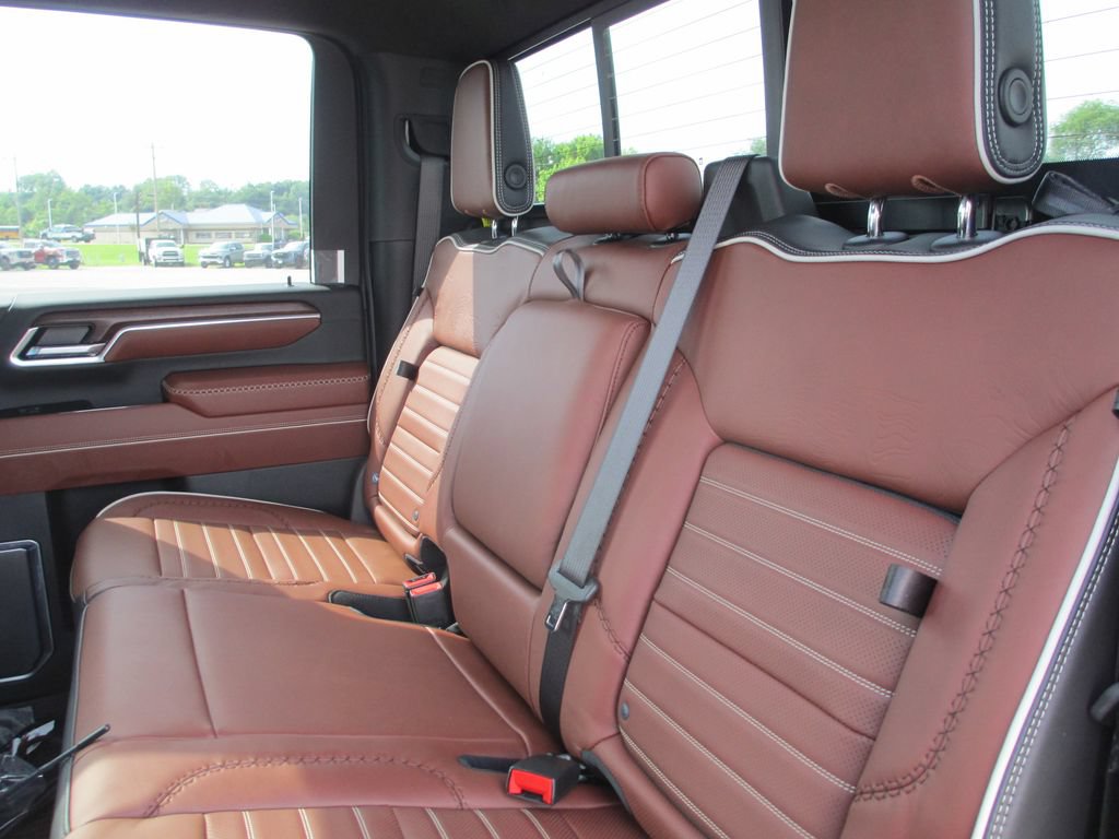 New 2026 GMC Sierra 2500 Denali Ultimate AWD/4WD image 14