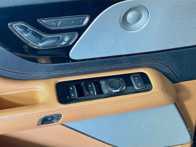 Used 2020 Lincoln Aviator Black Label w/ Dynamic Handling Package AWD/4WD image 12