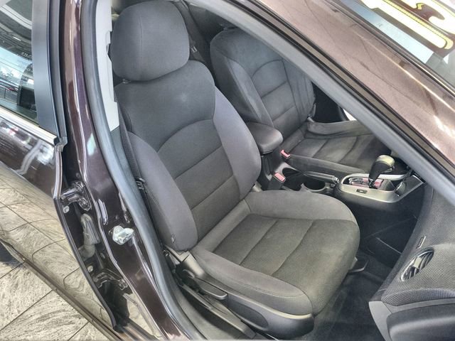 Used 2015 Chevrolet Cruze LT FWD image 24