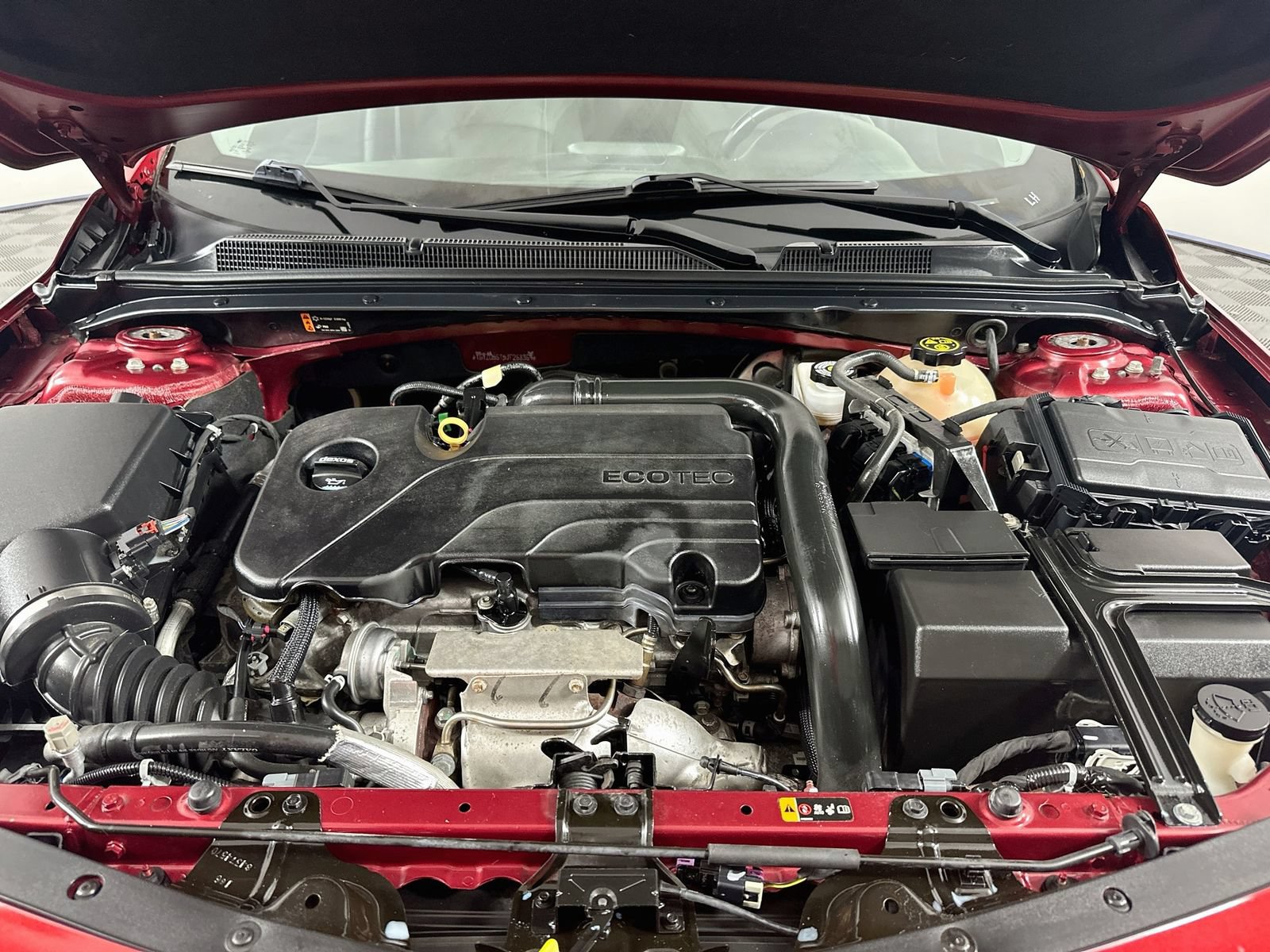 Used 2018 Chevrolet Malibu LT FWD image 27