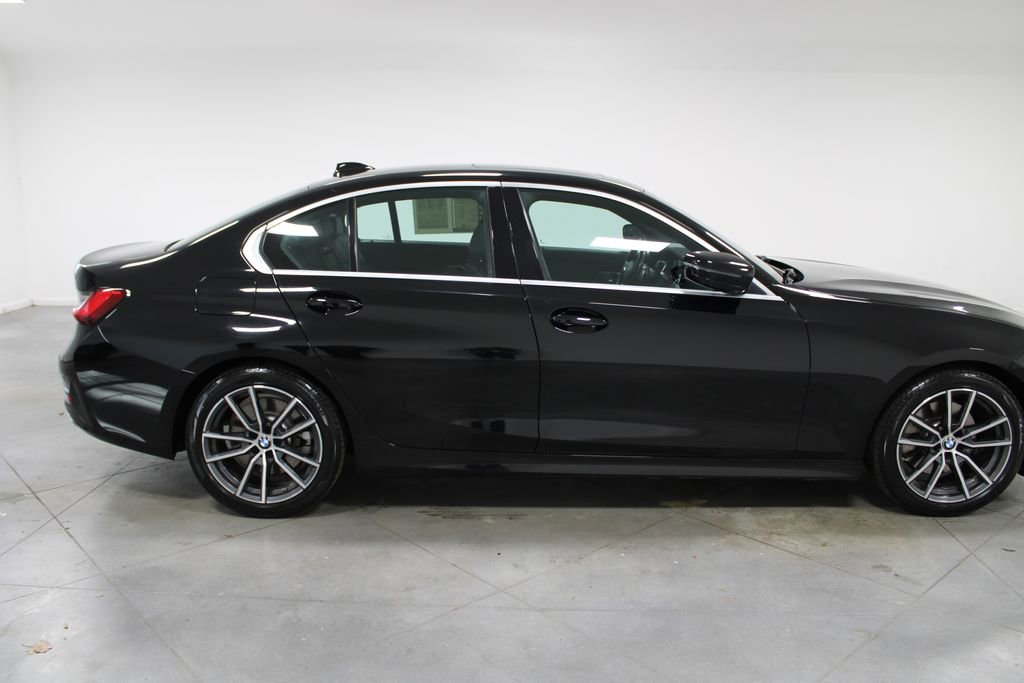 Used 2019 BMW 330i Sedan w/ Convenience Package image 11