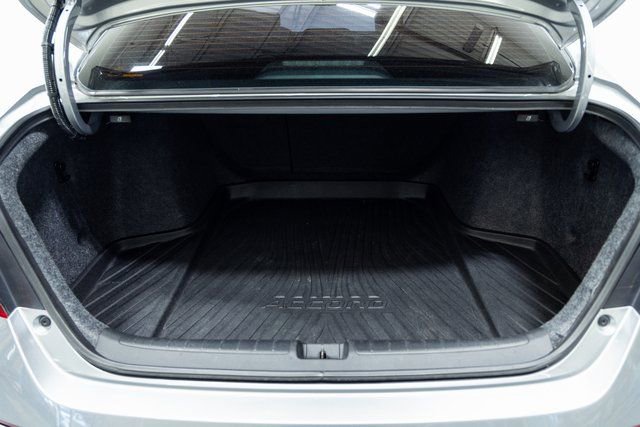 Used 2021 Honda Accord EX-L image 9