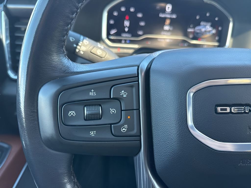 Used 2024 GMC Sierra 2500 Denali Ultimate AWD/4WD image 23