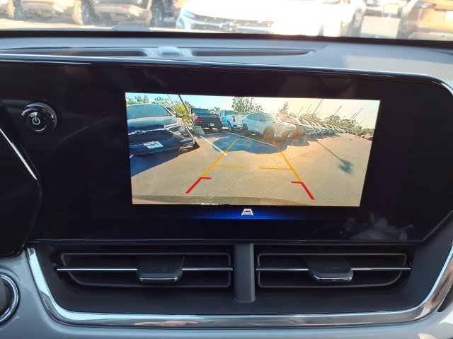 New 2026 Chevrolet Trax LT w/ Sunroof Package FWD image 12