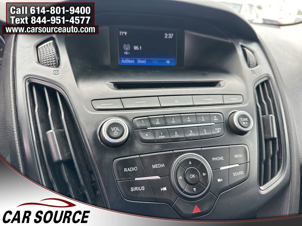 Used 2016 Ford Focus SE FWD image 16