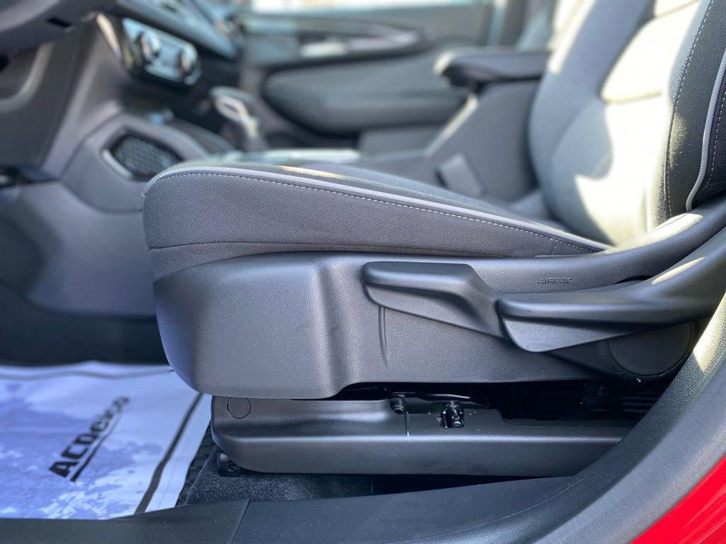 Used 2026 Chevrolet TrailBlazer LT w/ LT Cold Weather Package image 21