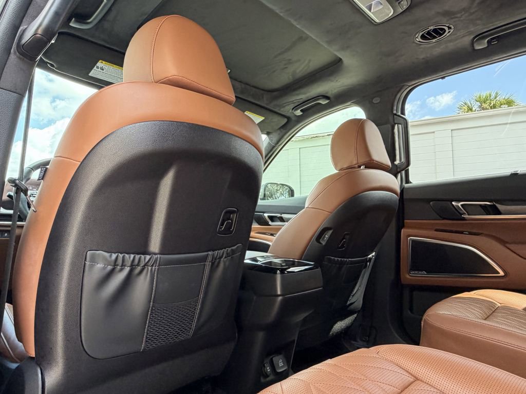 Certified 2025 Kia Telluride SX Prestige X-Line AWD/4WD image 16