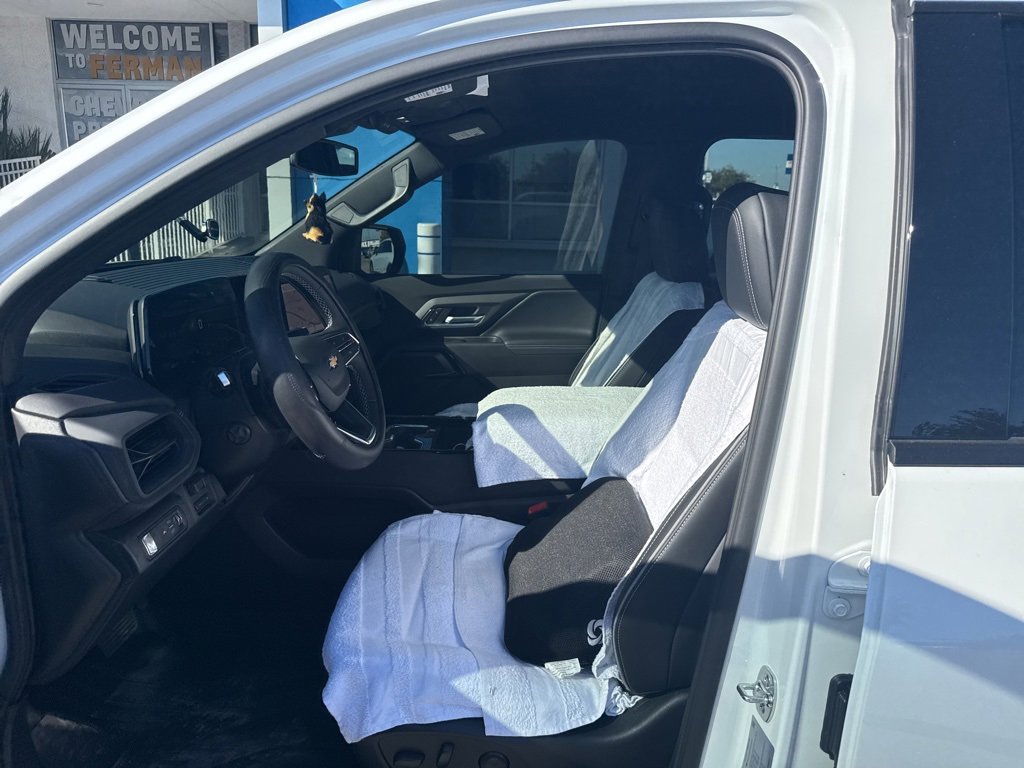 Used 2026 Chevrolet Silverado EV LT image 15