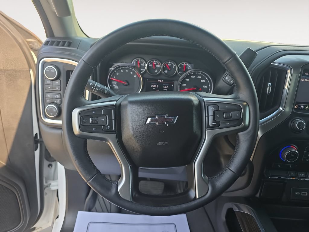 Used 2022 Chevrolet Silverado 1500 RST AWD/4WD image 12