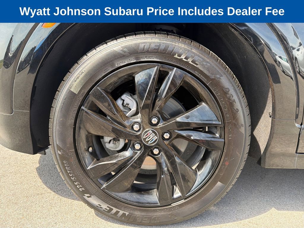 Used 2024 Buick Encore GX Sport Touring FWD image 2