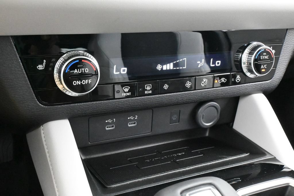 New 2026 Mitsubishi Outlander SE FWD image 23