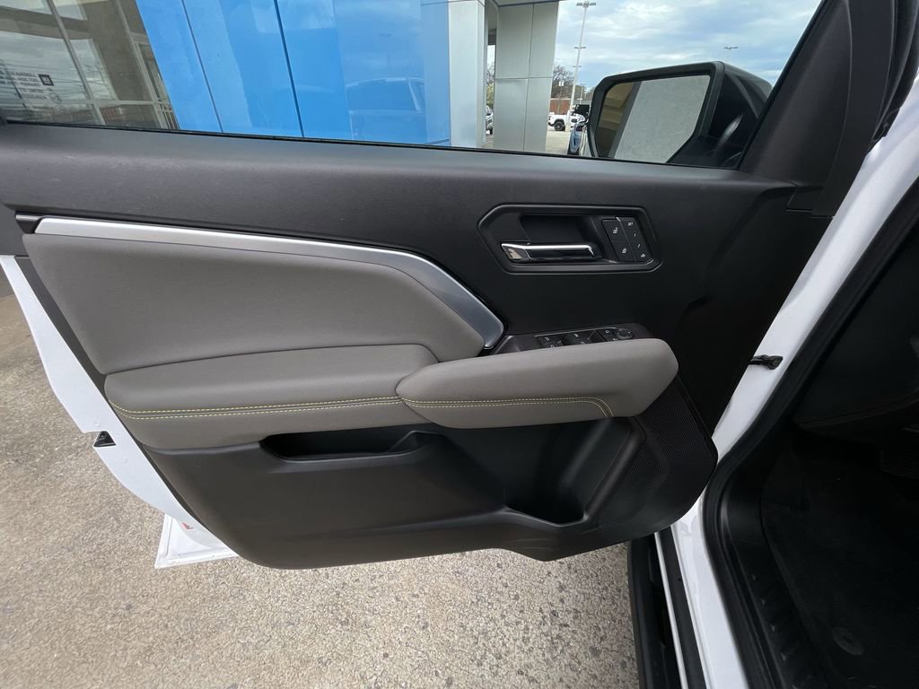 Used 2026 Chevrolet Colorado ZR2 w/ Technology Package image 22