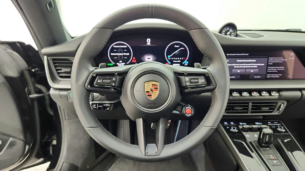Used 2025 Porsche 911 Carrera RWD image 31