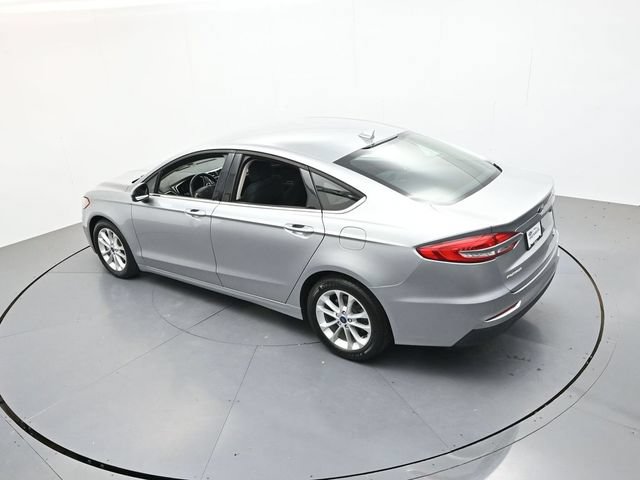 Certified 2020 Ford Fusion SE FWD image 43