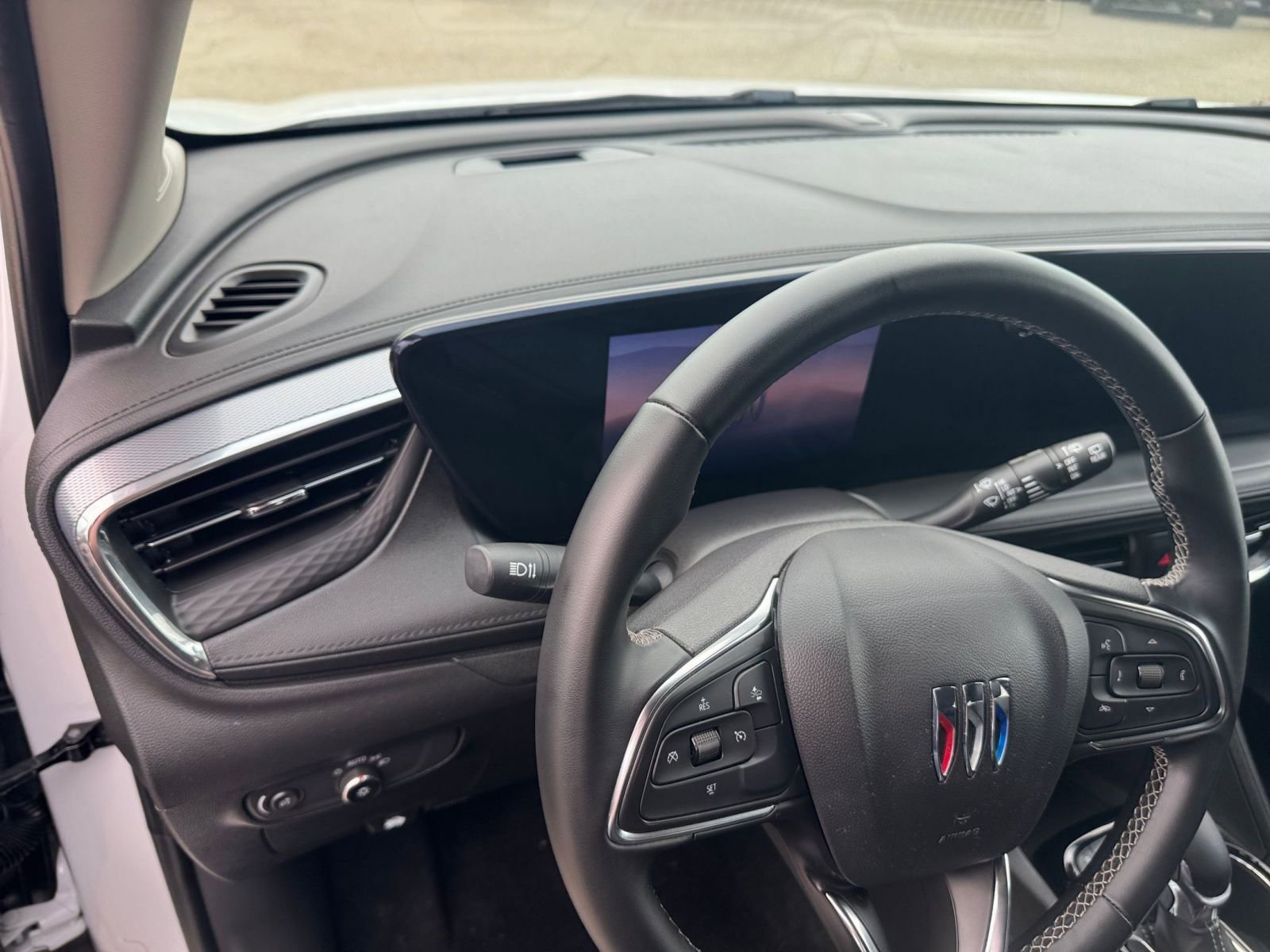 Used 2025 Buick Encore GX Preferred image 34