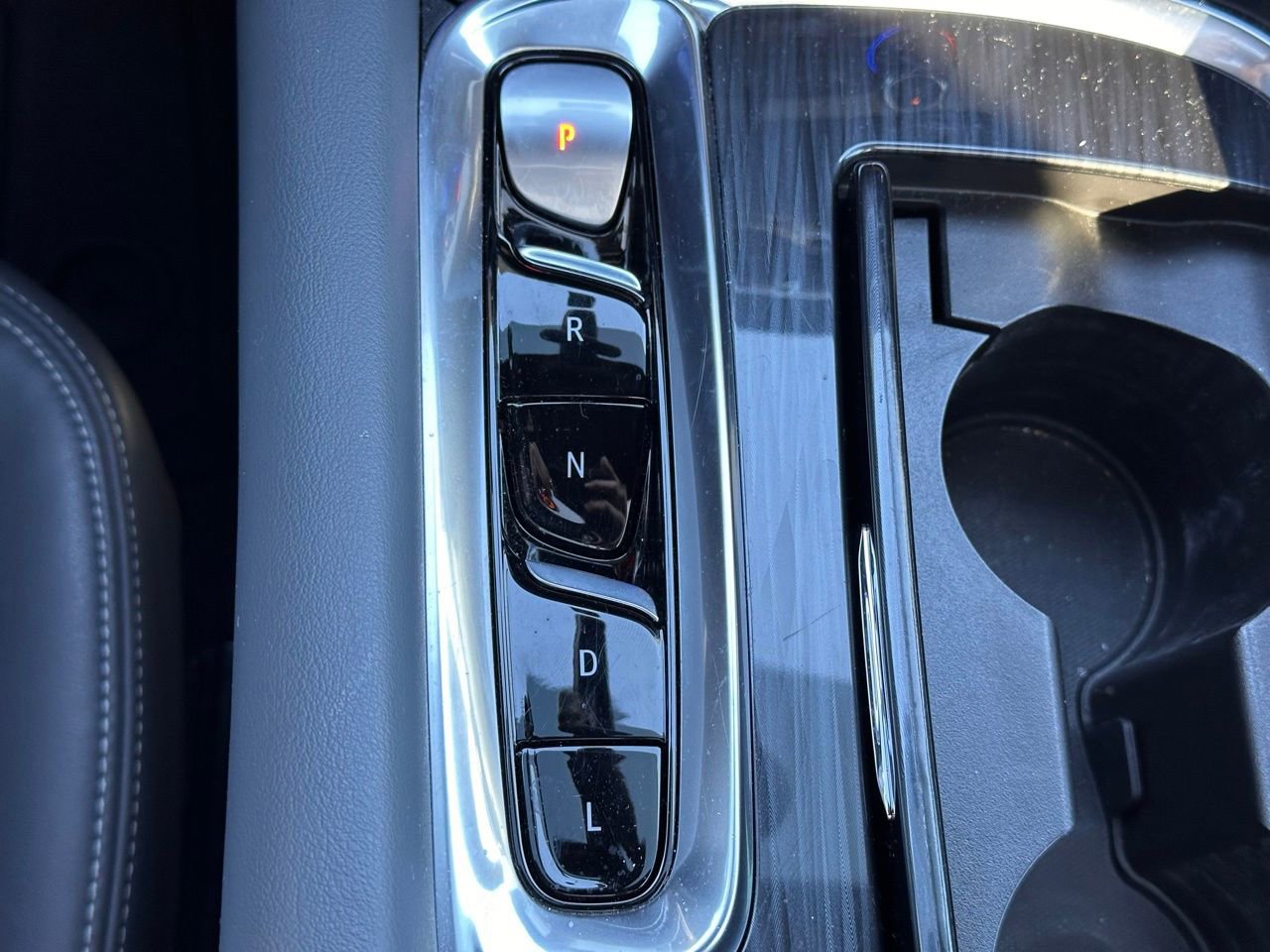 Used 2022 Buick Enclave Essence w/ Experience Buick Package image 36