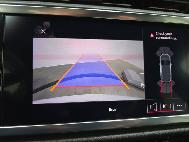 Used 2021 Audi Q3 2.0T Premium w/ Convenience Package AWD/4WD image 21