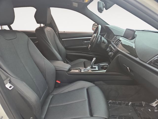Used 2018 BMW 330e image 15