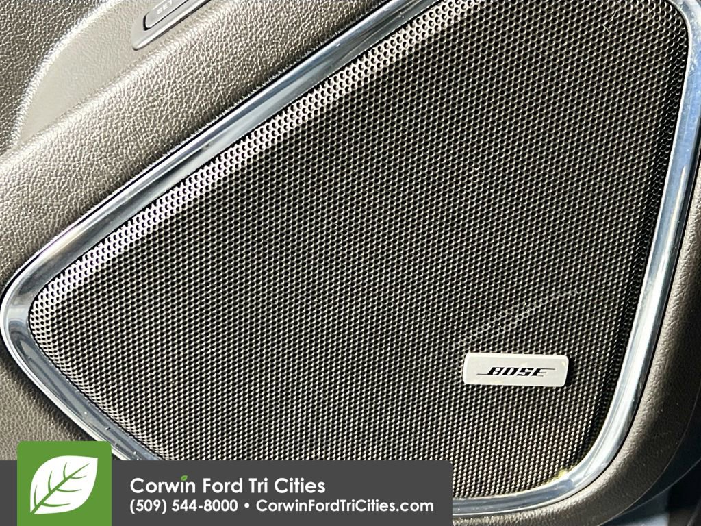 Used 2015 GMC Yukon Denali w/ Premium Package image 13