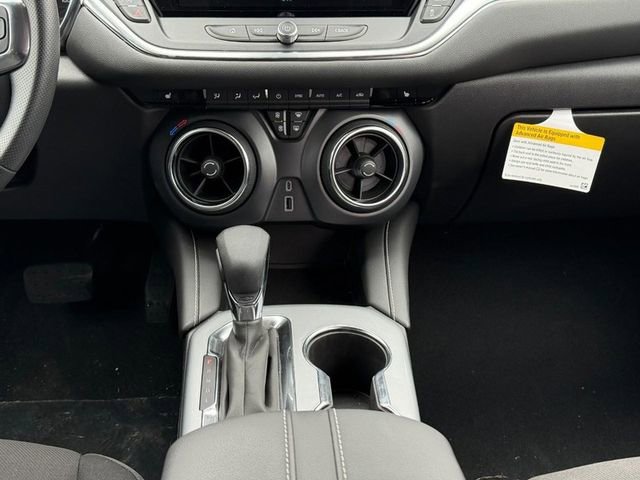 Used 2025 Chevrolet Blazer LT image 16