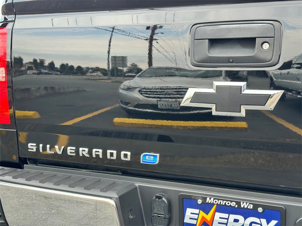 Used 2018 Chevrolet Silverado 1500 LT w/ LT Eassist Package image 14